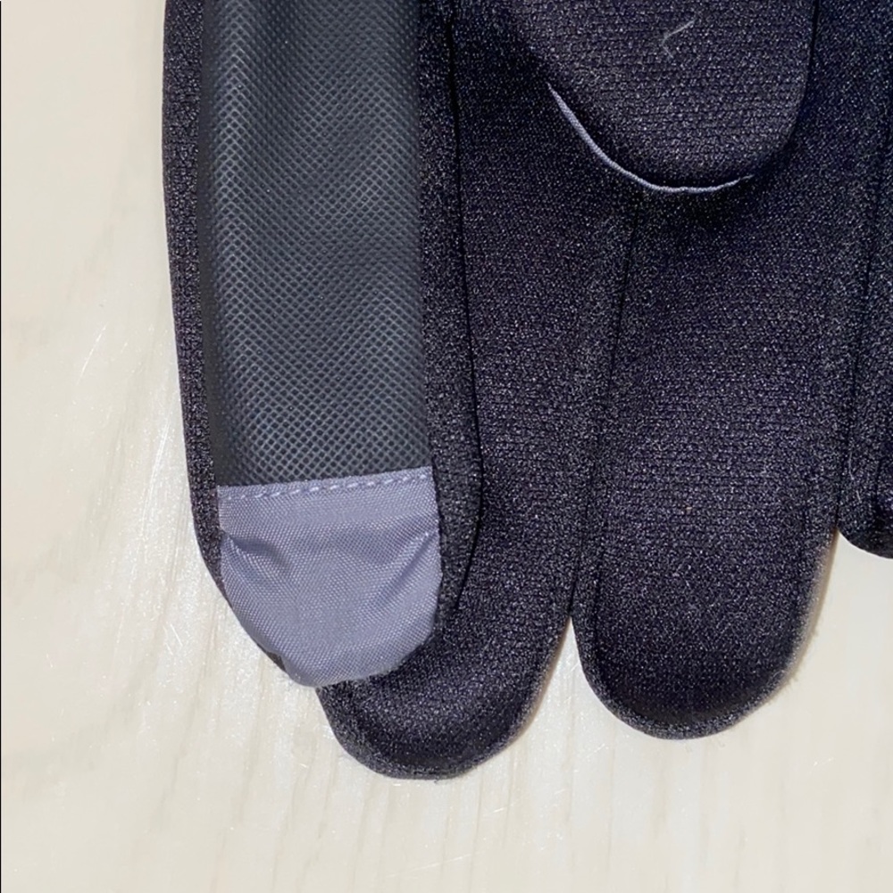 Adidas winter gloves - Picture 3 of 3